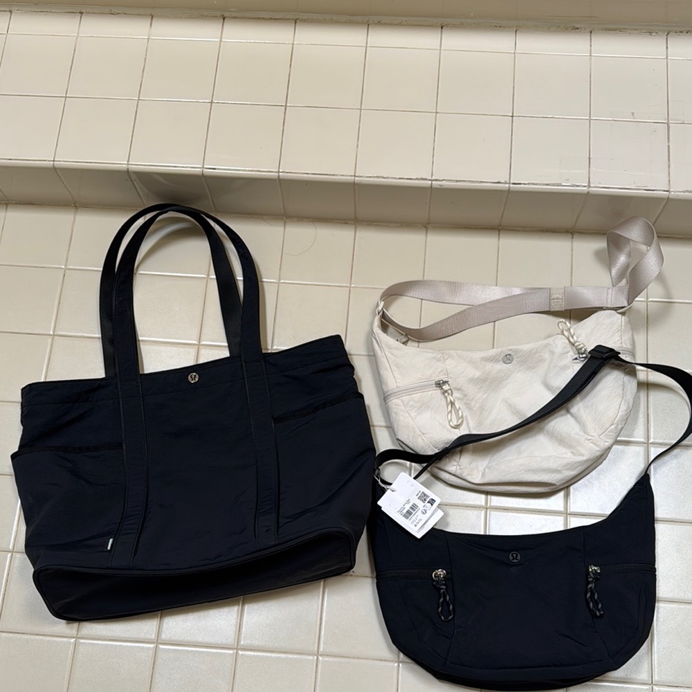 Must go! Lot of 3 lululemon bags- 1 daily tote and 2 slouchy sling bags 6L.